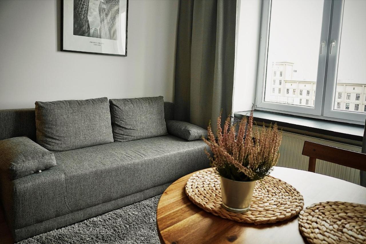 Cozy In Centrum Downtown Srodmiescie Zelazna Zelazna Jerozolimskie Palace Of Culture And Science! Wifi, Netflix, Hbo, Smarttv 55cal Apartament *